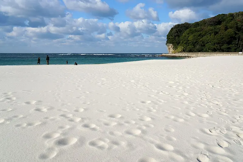 Shirarahama Beach