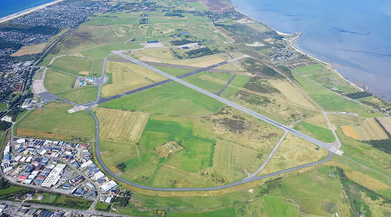 Aerial view of the runways between Westerland and the Wadden Sea