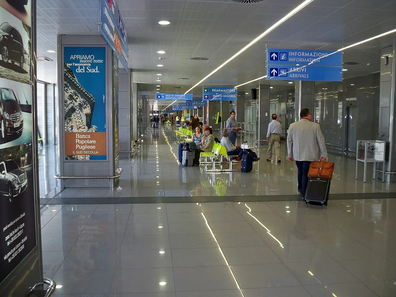 Wnętrze terminalu