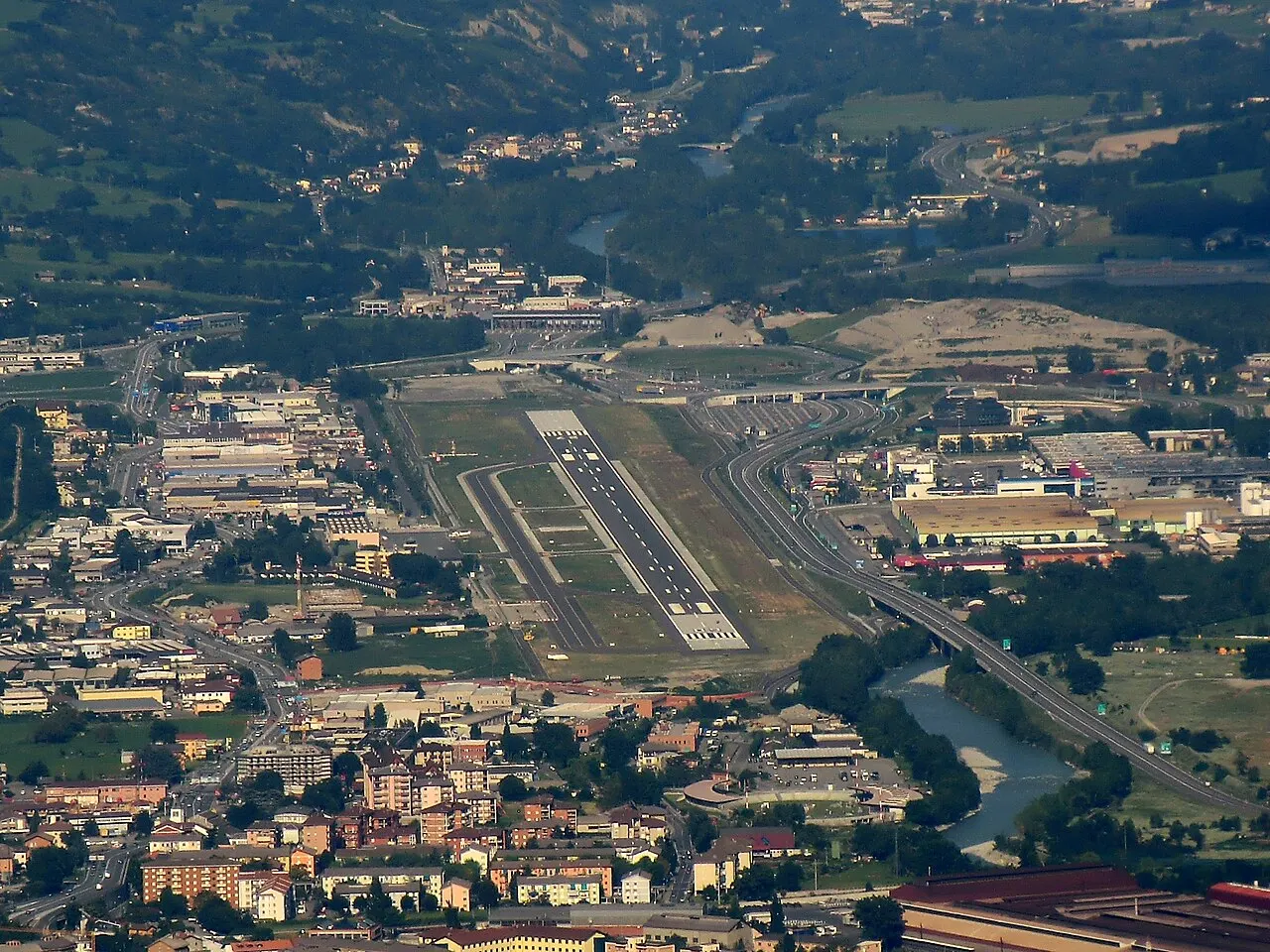 L'aeroporto visto dall'alto
