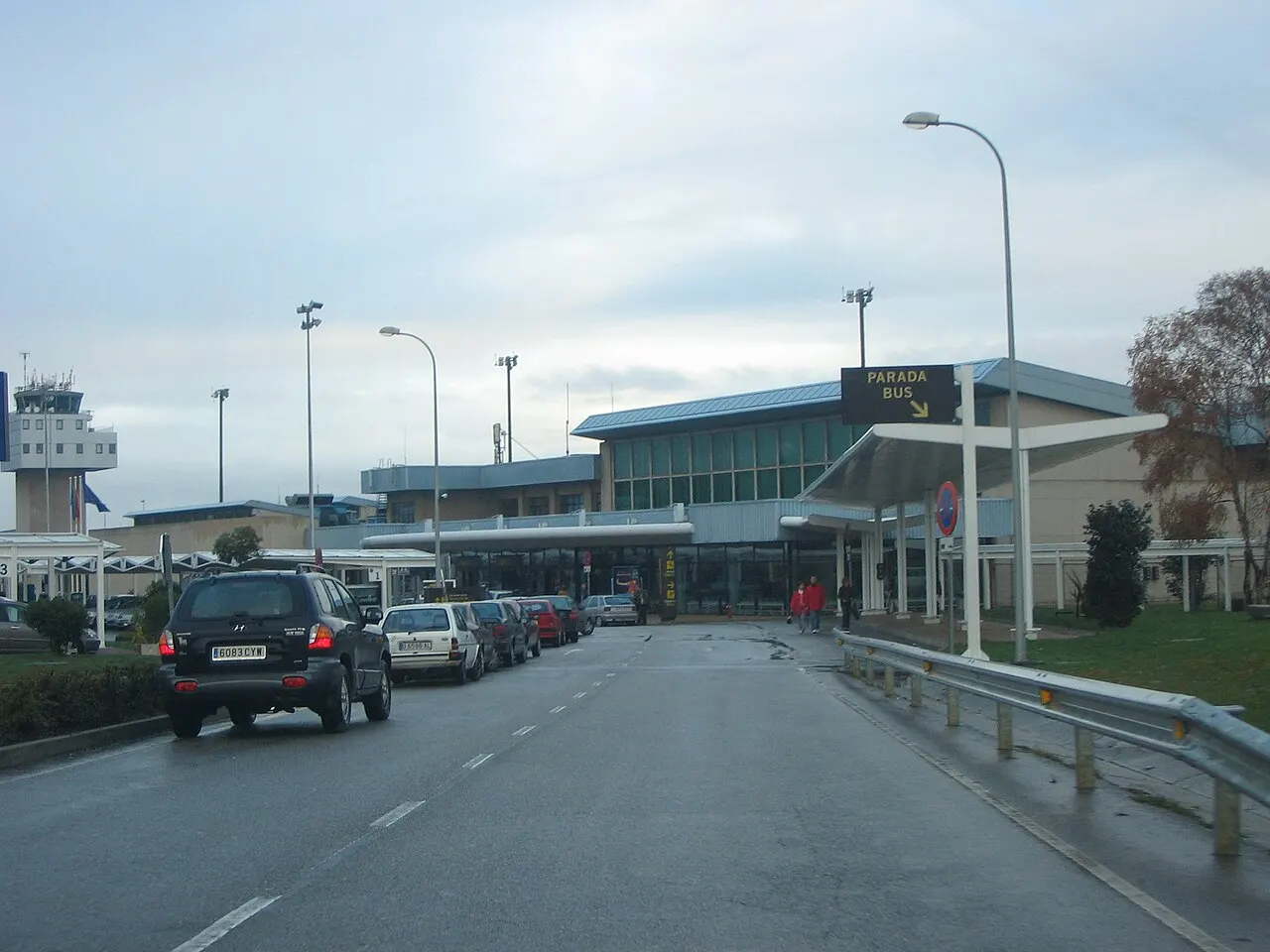 Acceso por carretera a la terminal