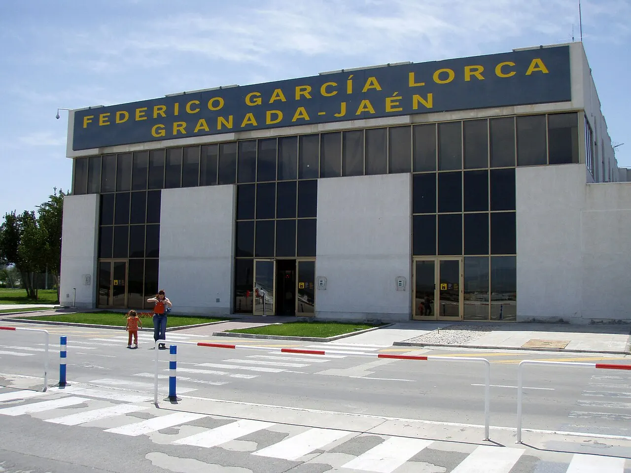 La terminal vista desde la plataforma