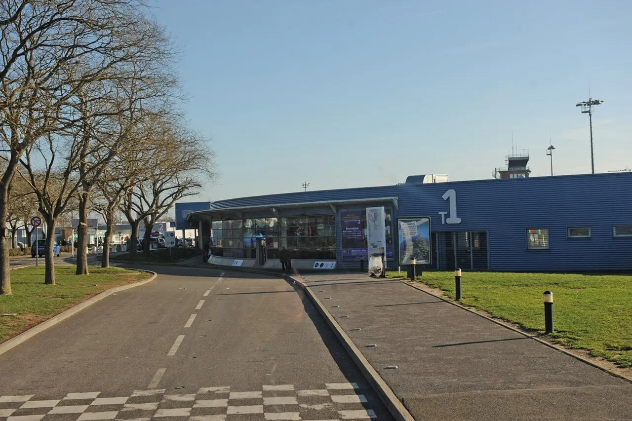 Entrance to Terminal 1