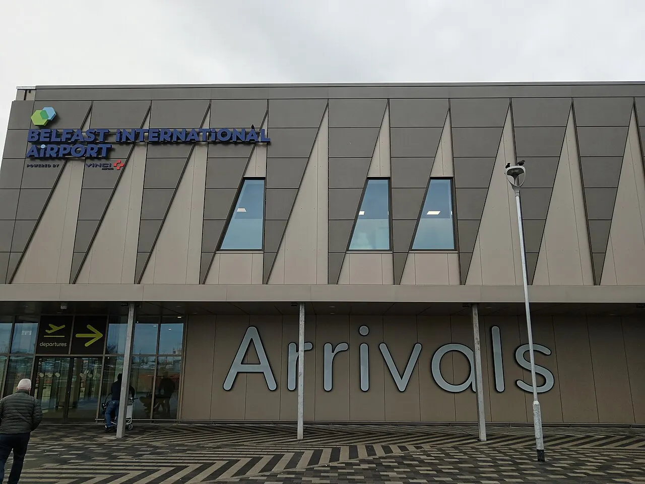 L'ingresso arrivi del terminal