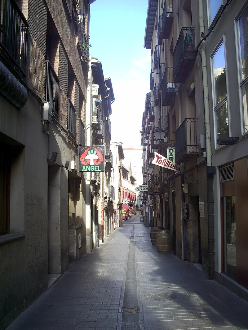 Calle Laurel
