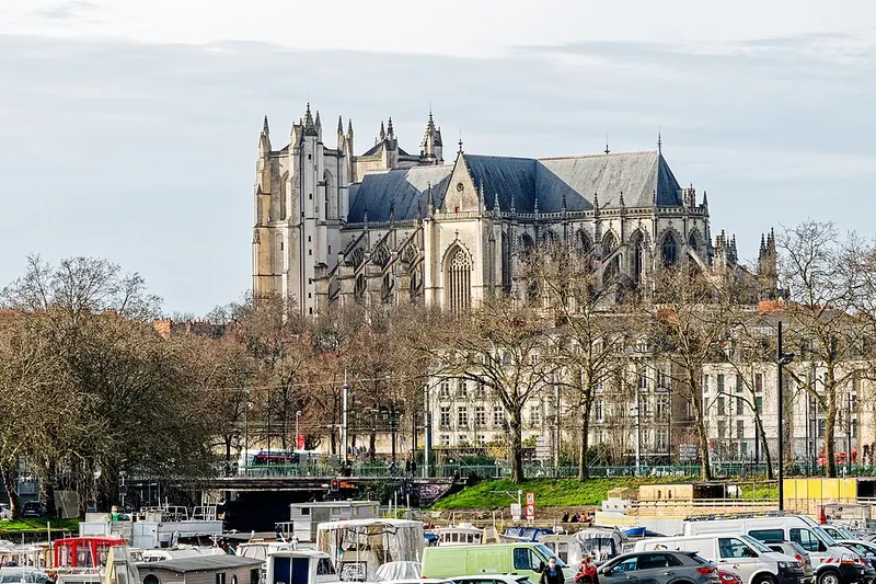Cathédrale Saint-Pierre-et-Saint-Paul