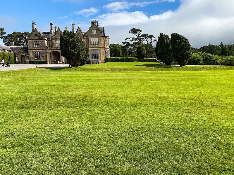 Muckross House
