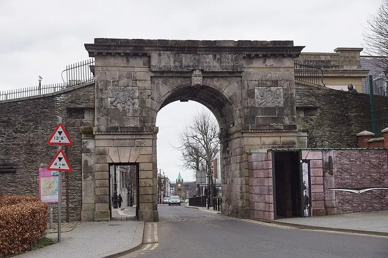 Derry's Walls · Derry