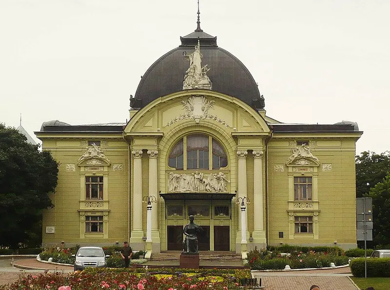 Olha Kobylianska Music and Drama Theatre