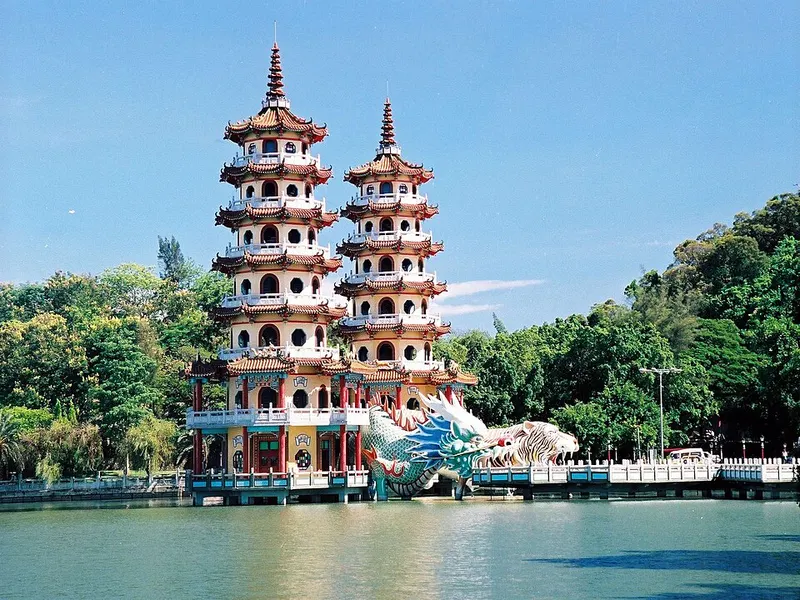 Dragon and Tiger Pagodas · Kaohsiung