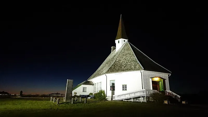 Iglesia de Hasvik