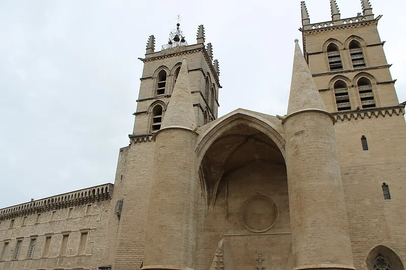 Cathédrale Saint-Pierre