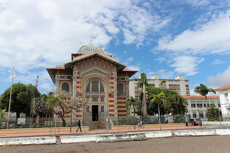 Bibliothèque Schœlcher