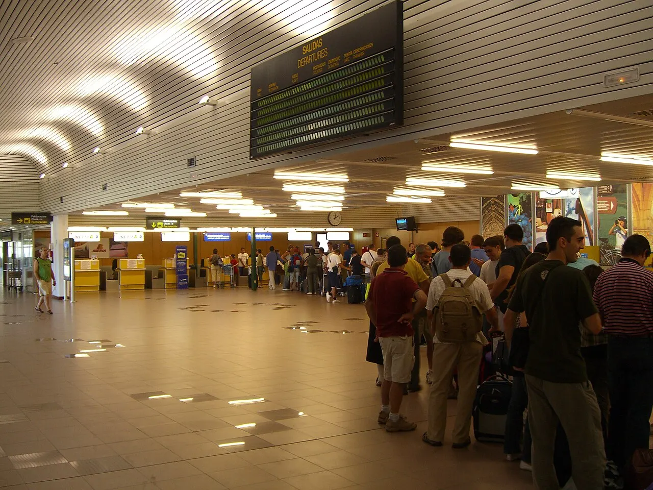 Vestíbulo de facturación de la terminal