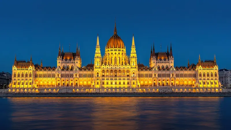 Hungarian Parliament · Budapest