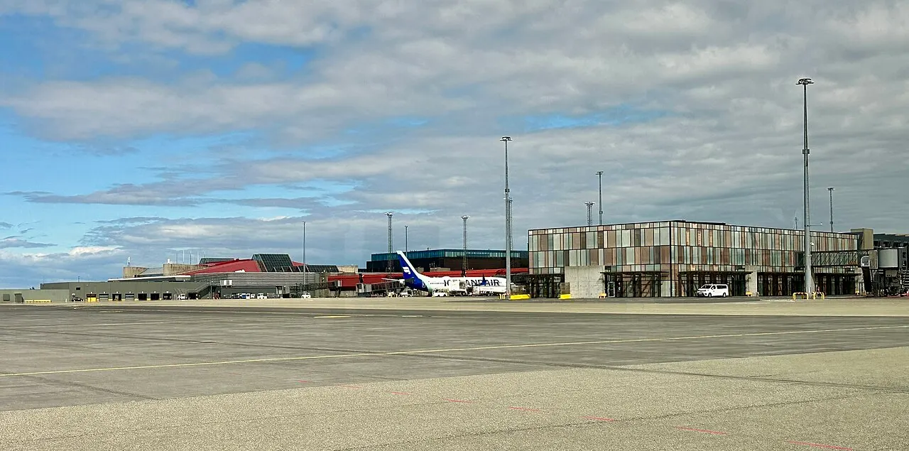 Le terminal vu depuis le tarmac