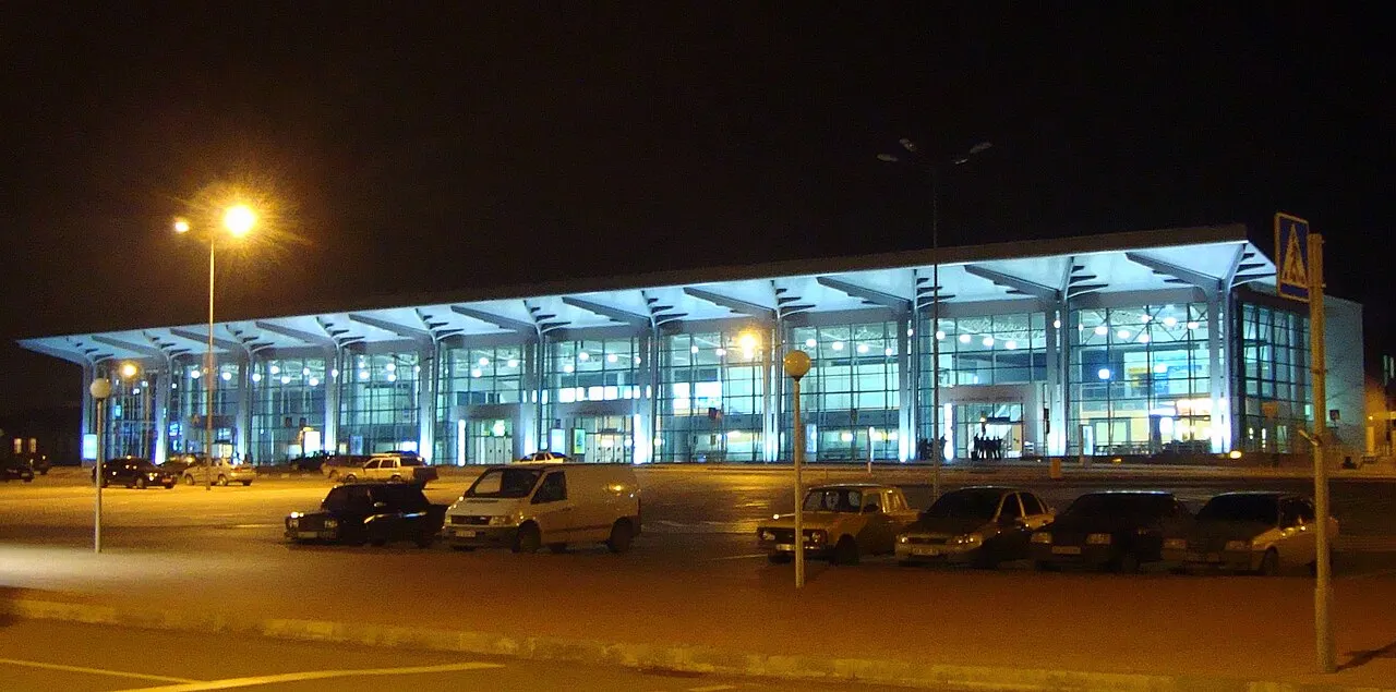 Exterior de la terminal