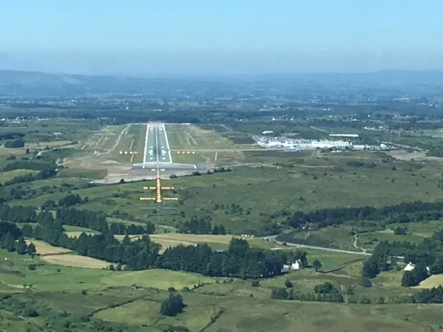 La pista vista dall'alto, in piena campagna