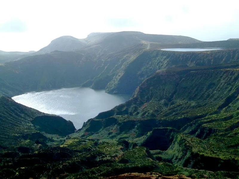 Lagoa Funda e Lagoa Rasa
