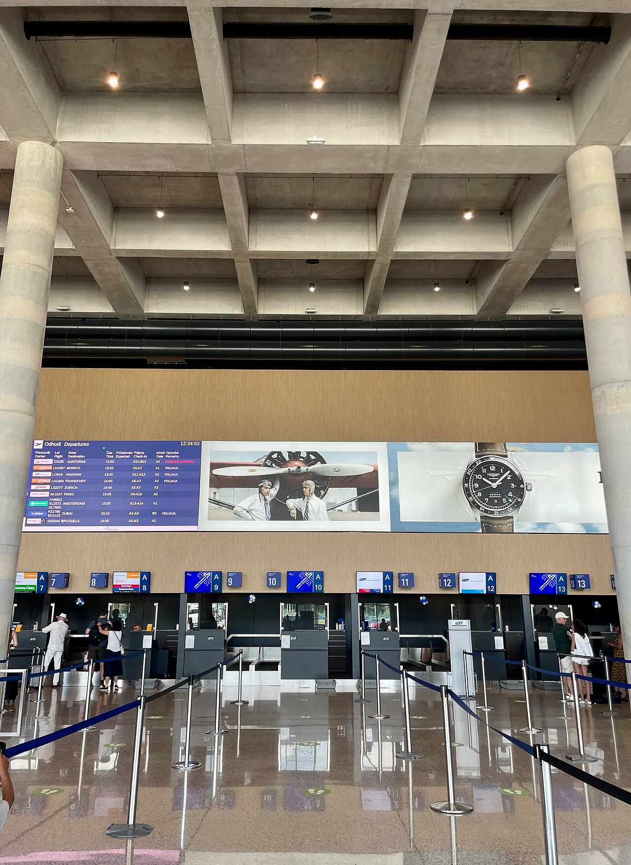 La zona de facturación de la terminal