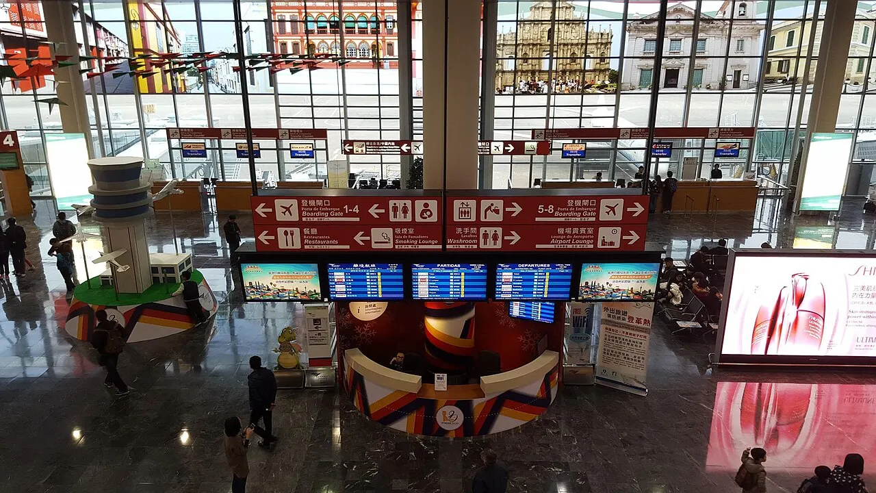 Terminalgebäude des Flughafens Macau
