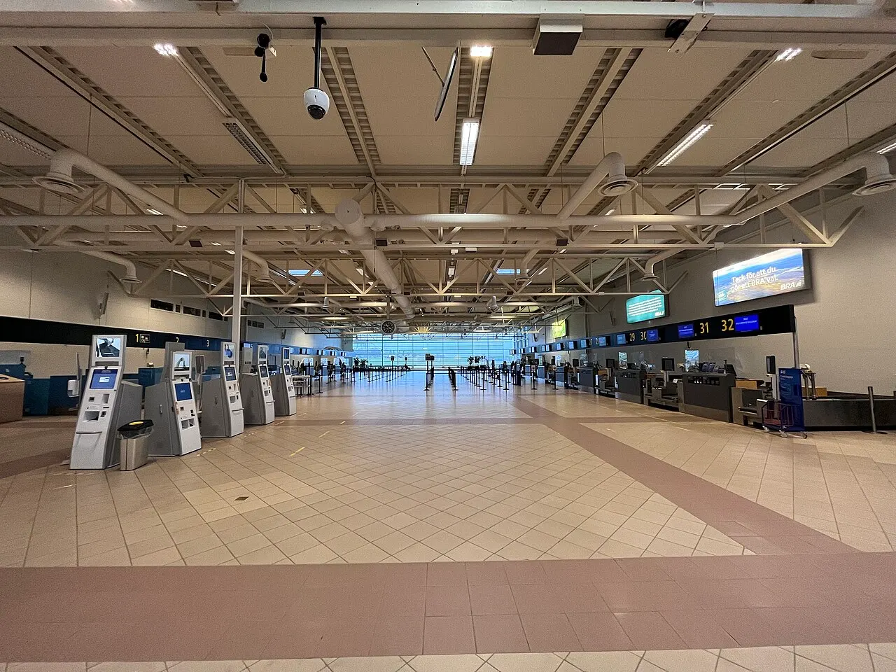 La salle d'enregistrement à l'intérieur du terminal