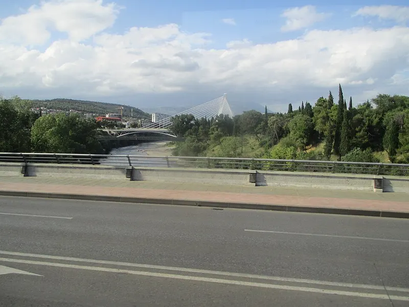 Puente del Milenio · Podgorica
