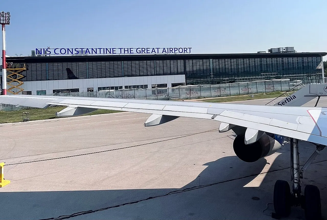 La terminal vista desde la plataforma