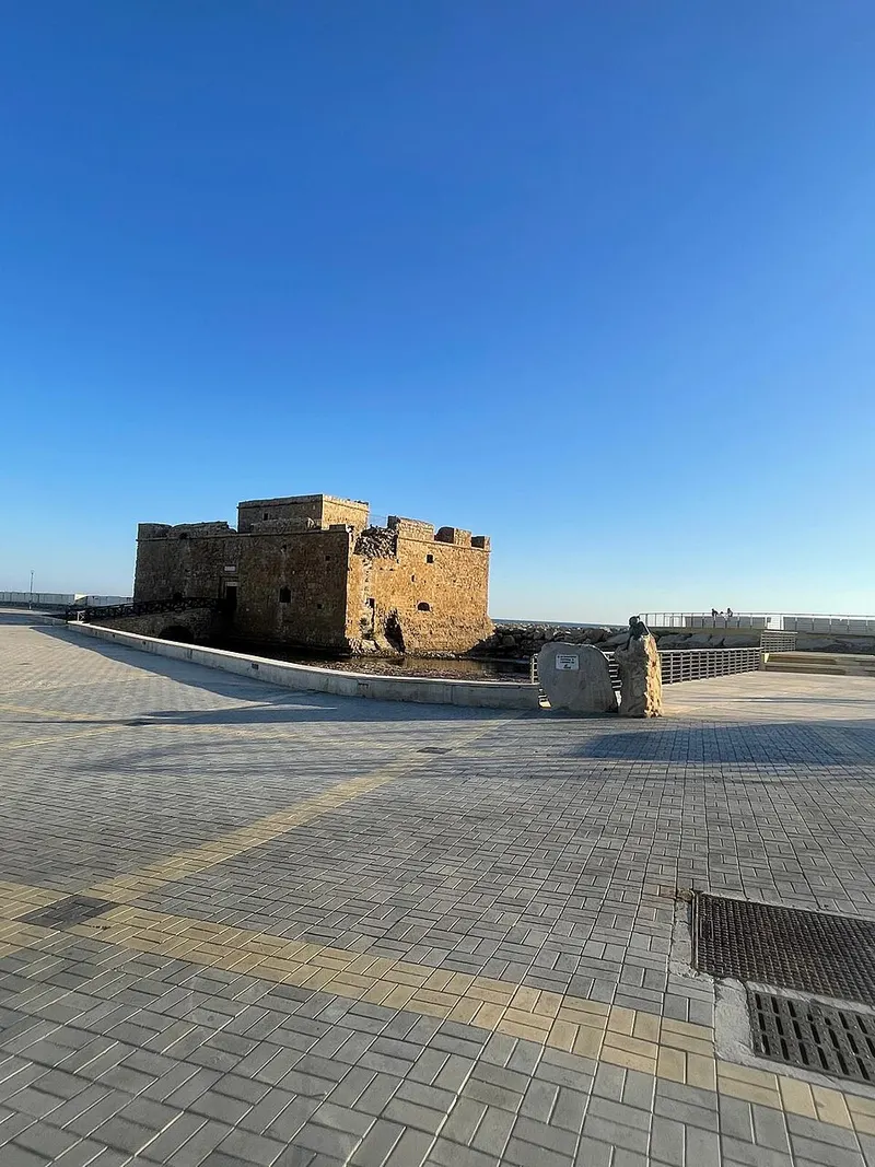 Castillo del puerto de Pafos