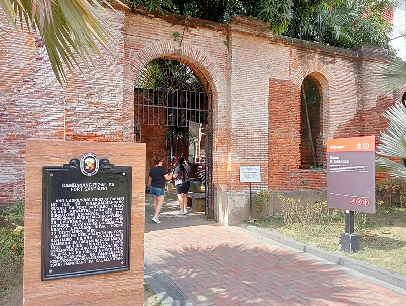 Intramuros