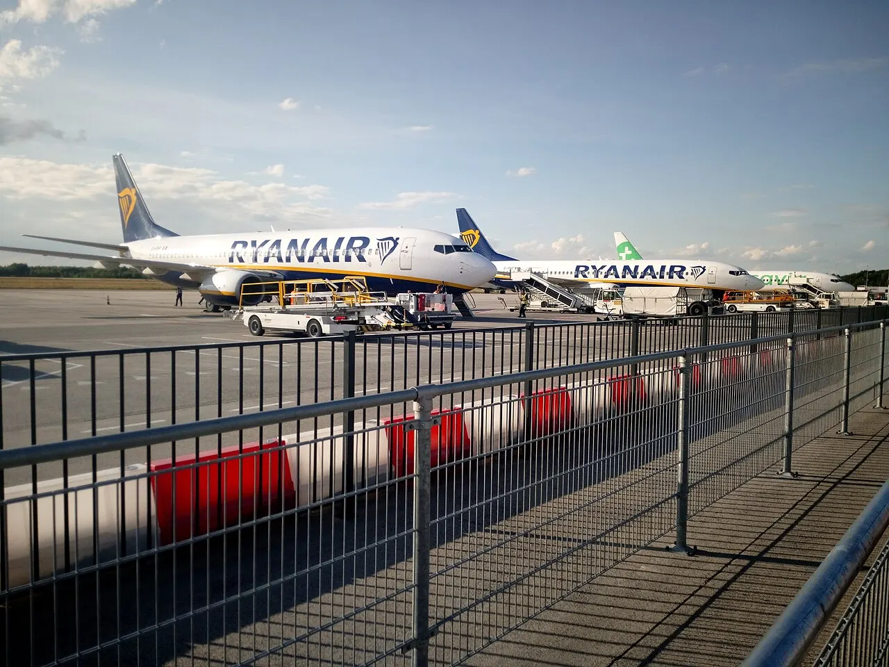 Ryanair-Maschinen auf dem Vorfeld