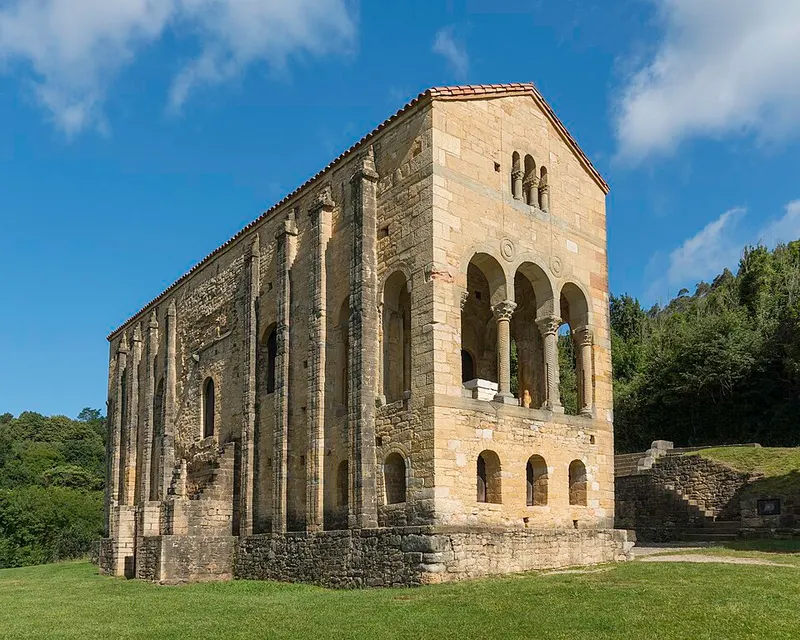Santa María del Naranco