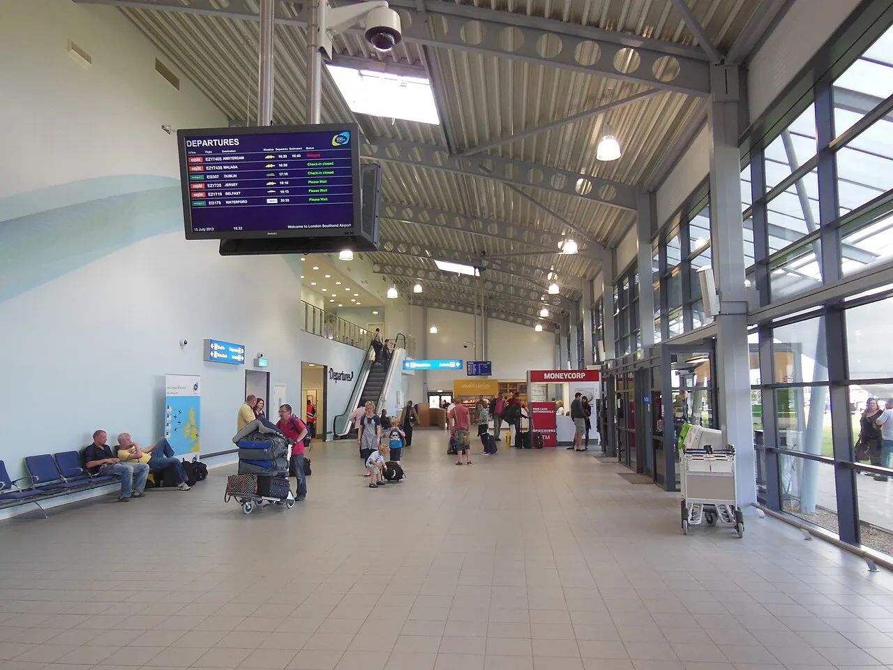 Le terminal vu depuis la zone d'accès