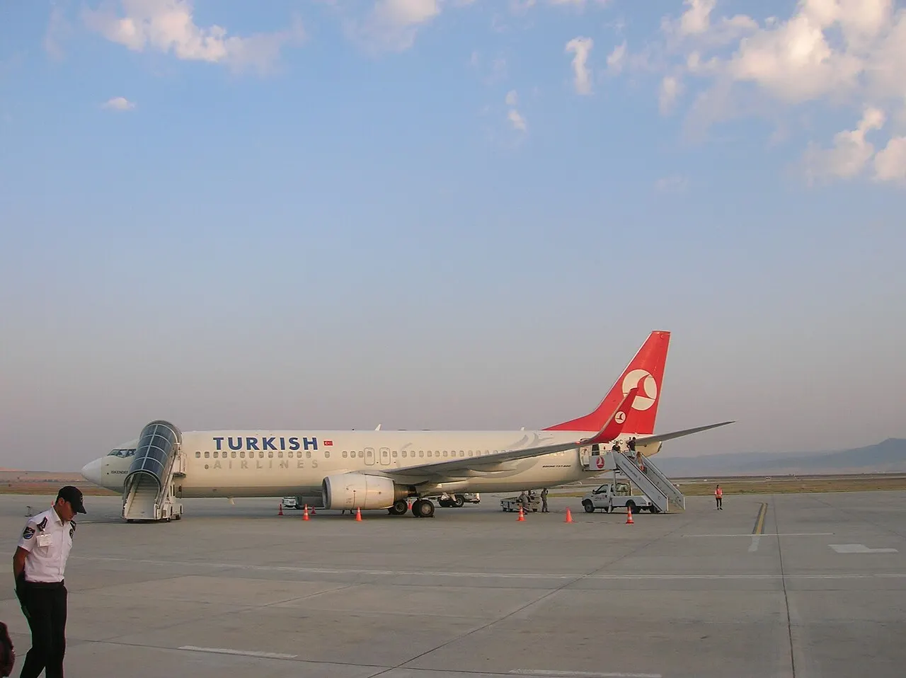 Un aereo Turkish Airlines sul piazzale