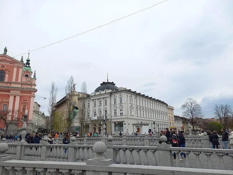 Triple Bridge · Lubiana
