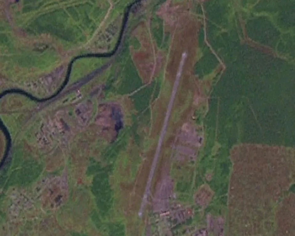 空から見たウフタ空港