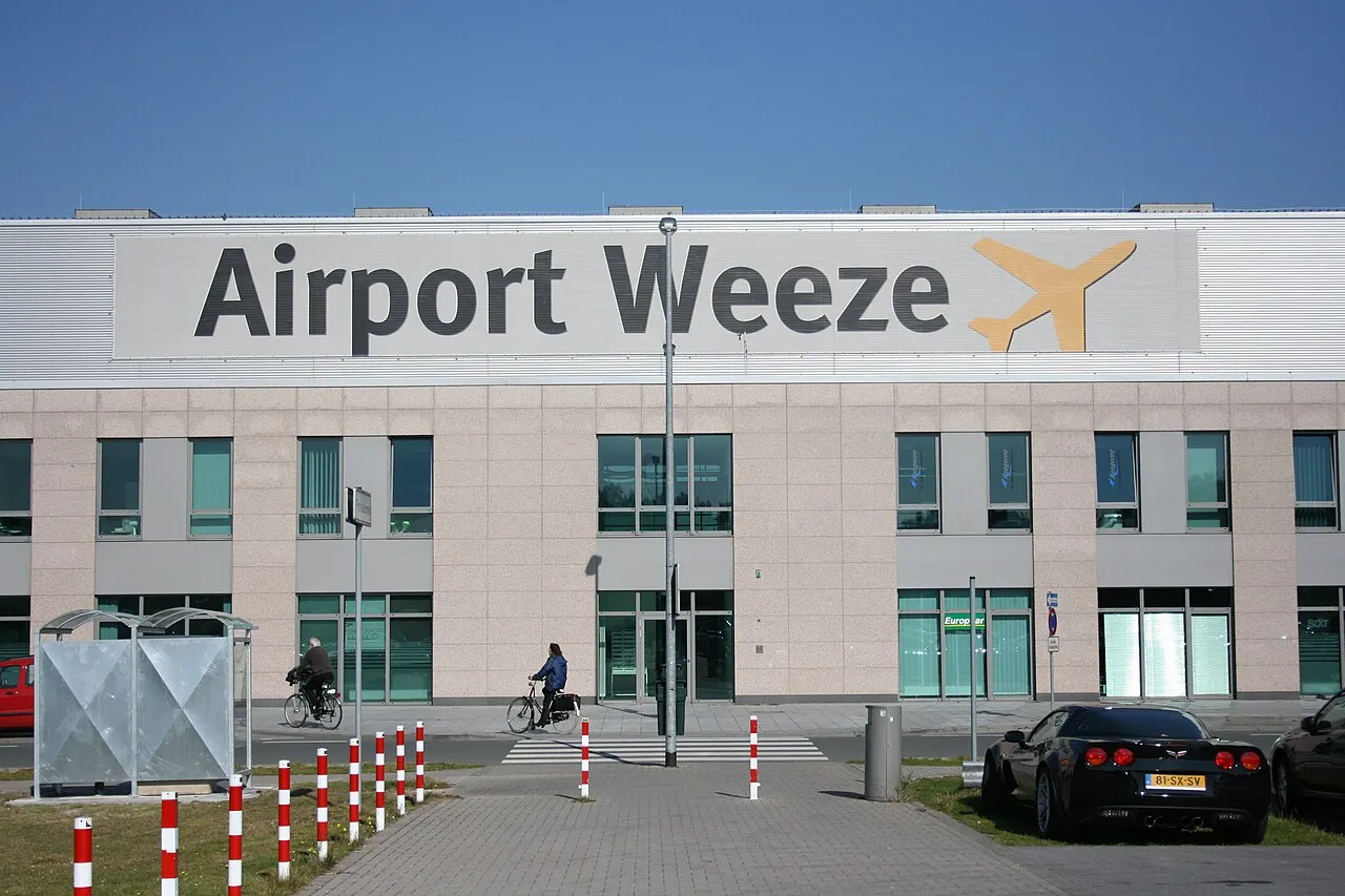 Passenger terminal façade