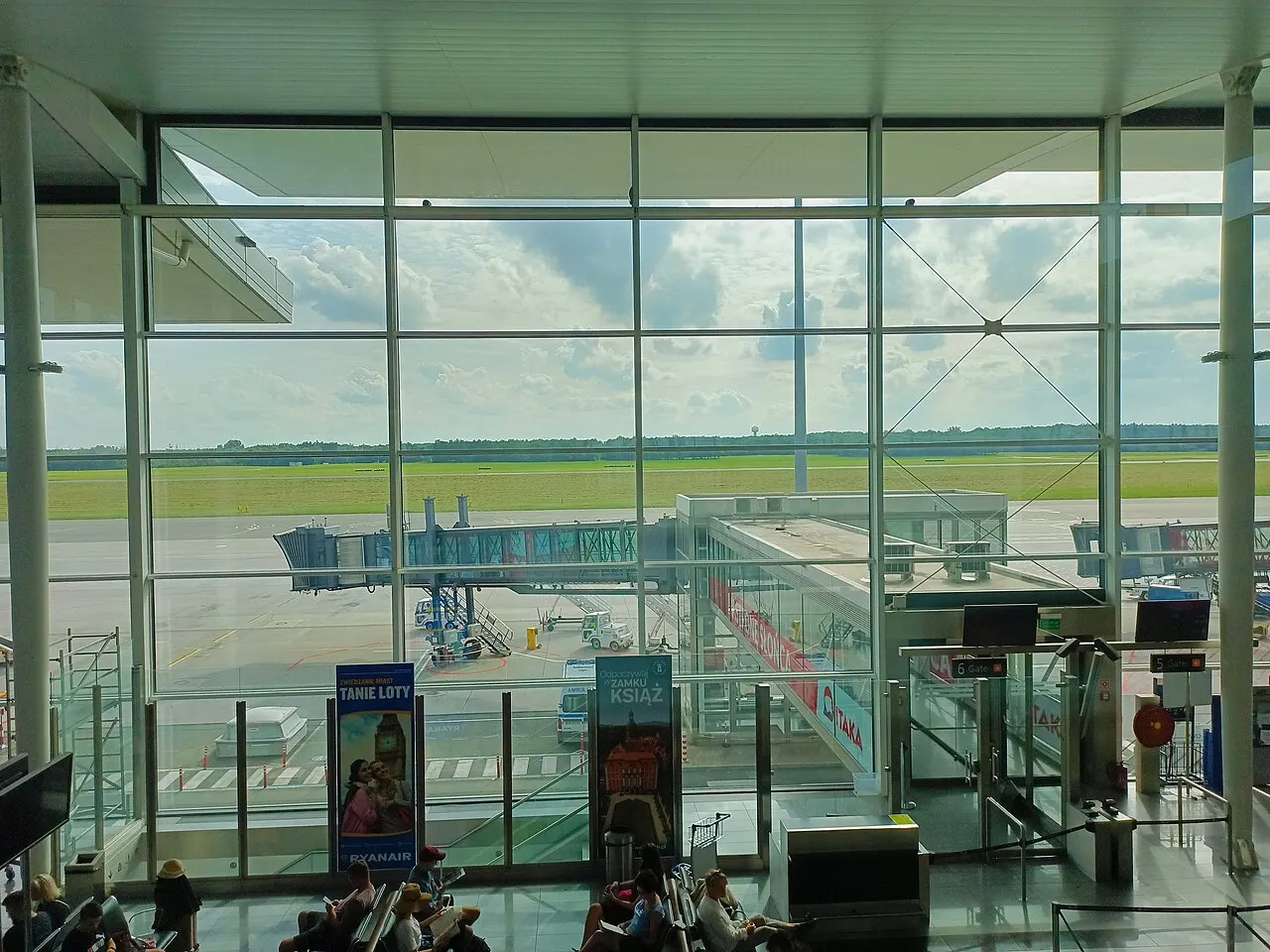 Vista del piazzale dal terminal