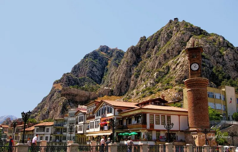Yalıboyu Evleri
